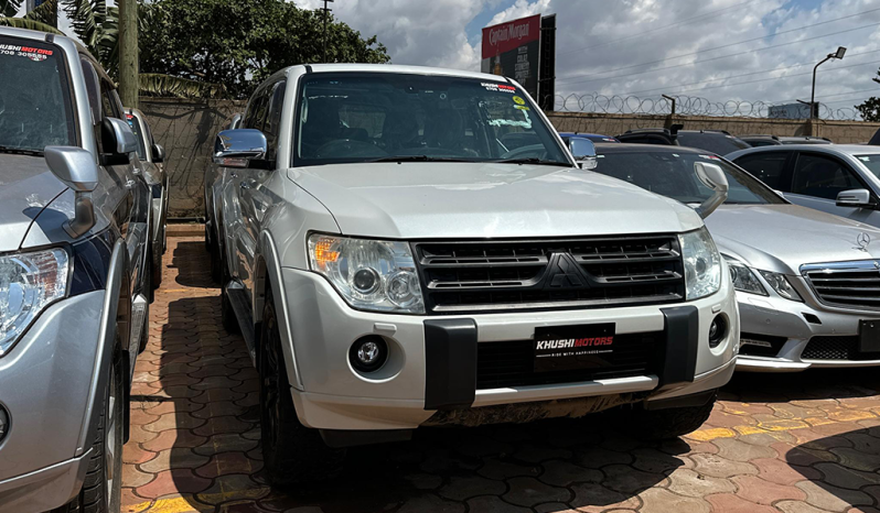 
								Mitsubishi Pajero 2011 full									