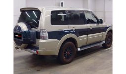 
										Mitsubishi Pajero 2011 full									