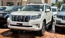 
										Toyota Land Cruiser Prado 2017 full									