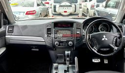 
										Mitsubishi Pajero 2011 full									