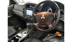 
										Mitsubishi Pajero 2011 full									