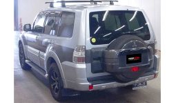 Mitsubishi Pajero 2011