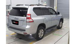 
										Toyota Land Cruiser Prado 2017 full									