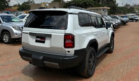 Toyota Land Cruiser Prado 250 2024