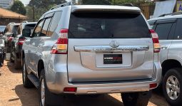 
										Toyota Land Cruiser Prado 2017 full									