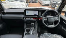 
										Toyota Land Cruiser Prado 250 2024 full									