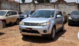 Mitsubishi Outlander 2010