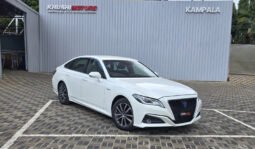 Toyota Crown 2018