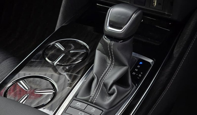 Toyota Crown 2018 full