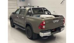 
Toyota Hilux 2021 full									