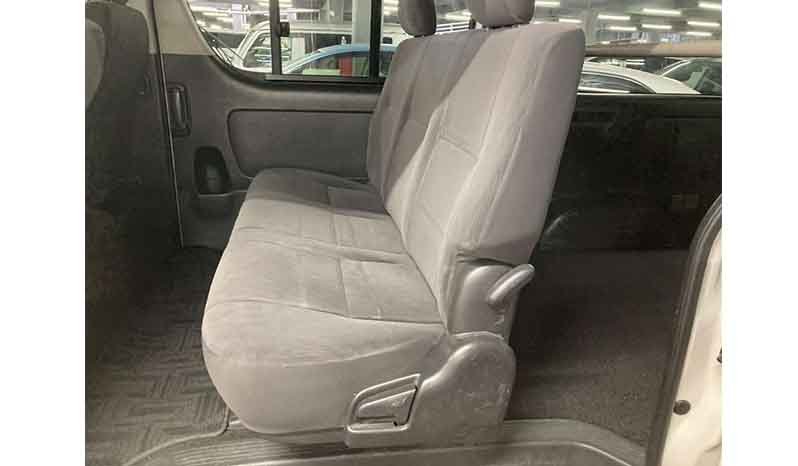 Toyota Hiace 2012 full