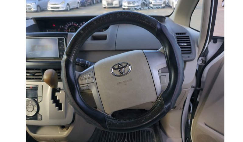 Toyota Noah 2010 full