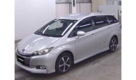 Toyota Wish 2013