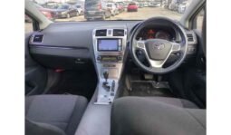 Toyota Avensis 2012 full