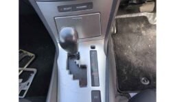 Toyota Avensis 2012 full