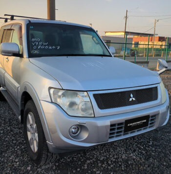 Mitsubishi Pajero 2013