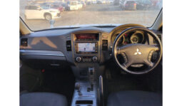 Mitsubishi Pajero 2013