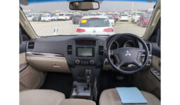 Mitsubishi Pajero 2012