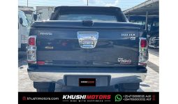 
Toyota Hilux Double Cabin 2015 full									