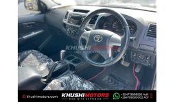 
Toyota Hilux Double Cabin 2015 full									