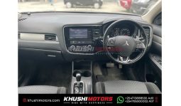 
Mitsubishi Outlander 2015 full									