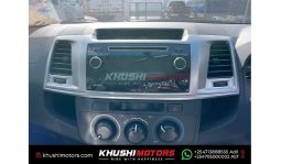 
Toyota Hilux Double Cabin 2015 full									