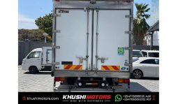 
Mitsubishi Fuso Canter 2014 full									