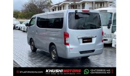 
Isuzu Como Van 2014 full									