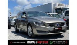 
Volvo S60 2015 full									