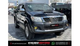 
Toyota Hilux Double Cabin 2015 full									