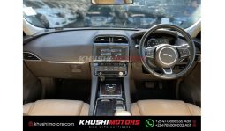 
Jaguar F Pace 2016 full									