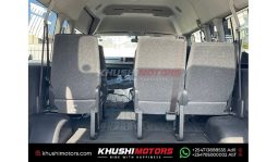 
Toyota Hiace Commuter  2013 full									