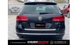 
Volkswagen Golf Variant 2015 full									