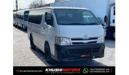 
Toyota Hiace 7L low roof 2013 full									