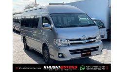 
Toyota Hiace Commuter  2013 full									