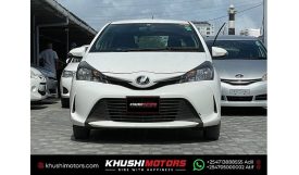 Toyota Vitz 2015