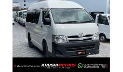 
Toyota Hiace 9L High Roof 2012 full									