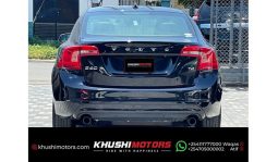 
Volvo S60 2015 full									