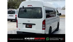 
Toyota Hiace 9L High Roof 2012 full									