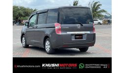 
Honda Stepwagon 2015 full									