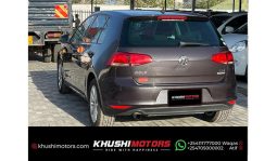 
Volkswagen Golf 2015 full									