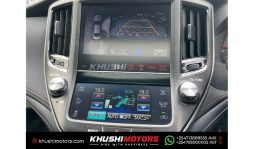 
Toyota Crown Athlete 2015 full									