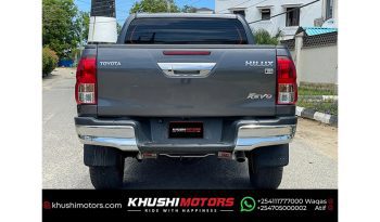 
									Toyota Hilux Double Cabin 2016 full								