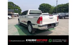 
TOYOTA HILUX 2015 full									