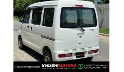 
Daihatsu Hijet Cargo 2015 full									