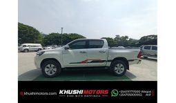 
TOYOTA HILUX 2015 full									