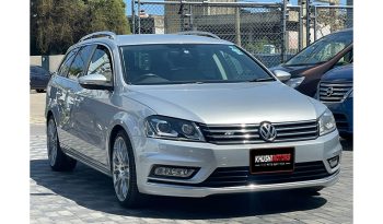 
Volkswagen Passat variant 2015 full									