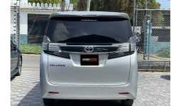 
Toyota Vellfire 2015 full									