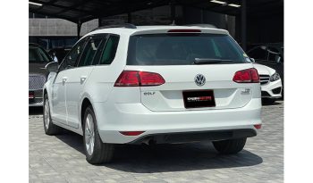 
Volkswagen Golf Variant 2015 full									