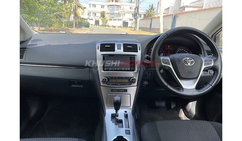 
Toyota Avensis 2015 full									